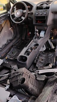 Nahradne diely touran - 4