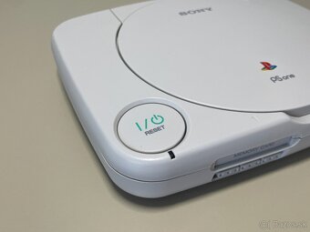 PS One s modchipom + raritný ovládač, memory karta - 4