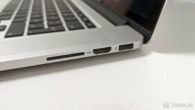 Apple MacBook Pro Mid 2015 15" 512GB SSD - i7 - 4