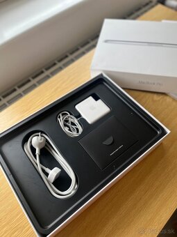 MacBook Pro 15", Mid 2015, Retina. - 4