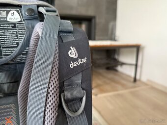 Turistický nosič Deuter Kid Comfort 1 Plus – výborný stav - 4