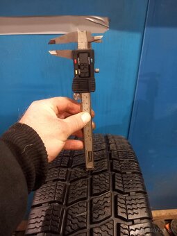 Pneumatiky zimné - Vredestein 215/60R17C - 4