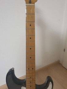Fender Jimi Hendrix Sunburst Stratocaster - 4