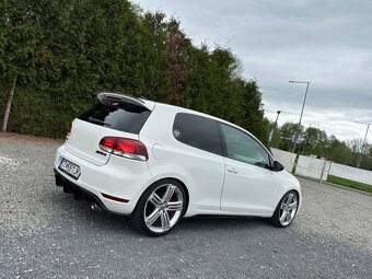 Volkswagen Golf 2.0 TFSI GTI - 4