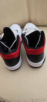 Nike Jordan Max Aura 3 - 4