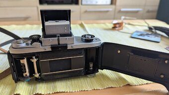 Fotoaparát EXAKTA vx 5000 plus blesk Čajka. - 4