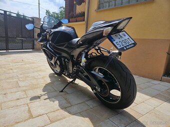 Suzuki GSXR K6 - 4