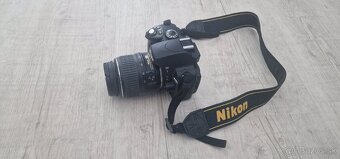 NIKON D40 - 4