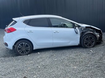 KIA ceed 1.6Crdi 94kw 2015 - 4