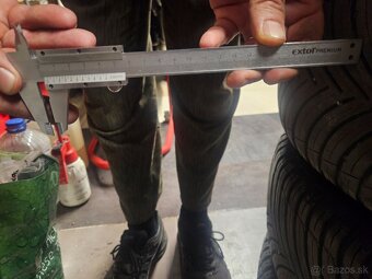 Celorocne 205/55r16 - 4