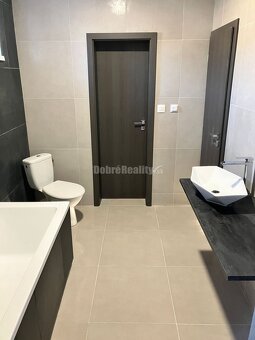 Ponúkame Vám na predaj 3 - izbový rodinný dom po kompletnej - 4