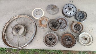 Predám stredy kolies Jawa - 4