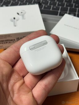 Apple AirPods 4 ANC - nové, rok záruka - 4
