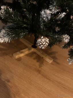 Vianočný stromček - 4