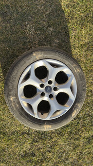 Letne pneumatiky R16 ford focus + rezerva - 4