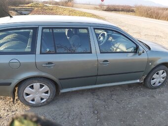 Rozpredam na diely škoda octavia 1.6 75kw - 4