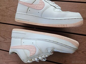 Nike airforce 1 valentines Day 38.5 - 4