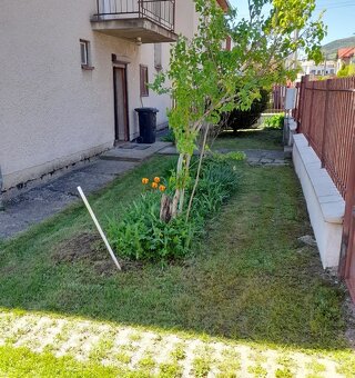 Rodinný dom vo vyhľadávanej lokalite so záhradou a garážou, - 4