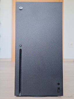 XBOX SERIES X + príslušenstvo TOP STAV, 500€ za komplet - 4