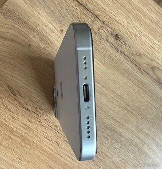  Apple iPhone 16 pro 256gb white titanium - 4