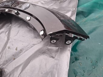 Škoda Kodiaq. Blatník - 4