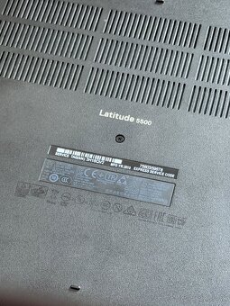 Dell Latitude 5500 - 4