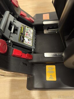 autosedačka Petite&Mars Prime II isofix Grey - 4