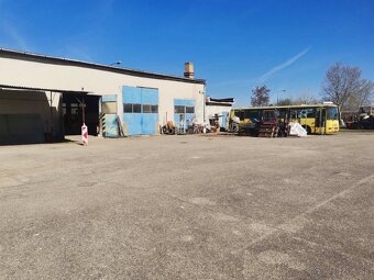 Priemyselný areál - 4