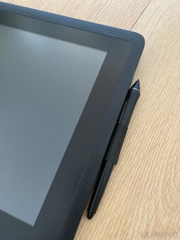 Grafický tablet Wacom Cintiq 16 - 4