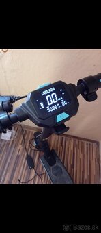 Predám Elektrickú kolobežku Velocifero Mad Air 350W - 4