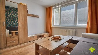 Zrekonštruovaná a zariadená garsónka ul. Stavbárov Prievidza - 4