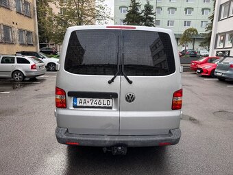 VOLKSWAGEN TRANSPORTER CARAVELLE T5 - 4