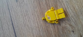 Lego spaceman - 4