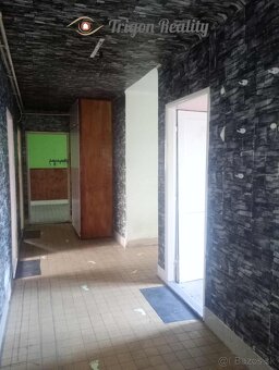 3 izbový (72 m2) tehlový byt I. sídlisko - 4