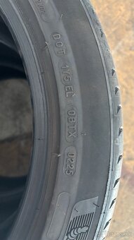 Michelin e.Primacy 235/45 R18 98 Y - 4