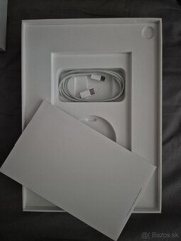 iPad air 5th generation 64GB - 4