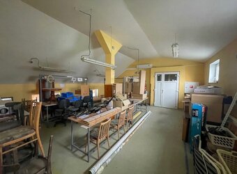 Prevádzkový priestor so skladom a kanceláriami, Vráble - 4