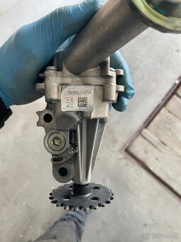 Olejové čerpadlo Renault Megane 4 2018 - 4