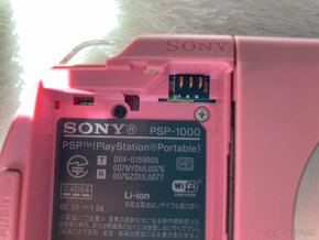 PSP 1000 Pink - 4