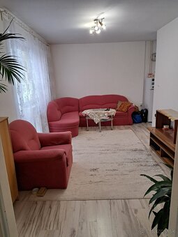 Prenájom - 2 izbový byt s balkónom- sídlisko Lány - 4