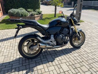 Honda hornet 600 CB - 4