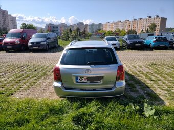 Toyota Avensis t25 1.8vvti - 4