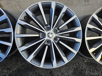 kolesa Skoda Superb Trinity 5x112 r19 - 4