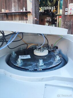 Elektrický bojler 80L - 4