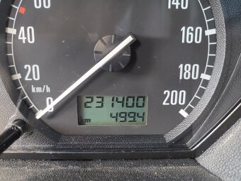 Predám Skoda Fabia 1.4 mpi 44kw 2001 - 4