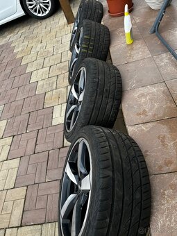 Predam Alu +pneu letne 255 40 R 19 - 4