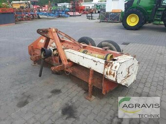 Mulčovač za traktor fabrický 2,80m - 4