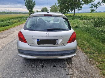 Peugeot 207 - 4