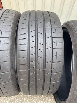 Pirelli P Zero 235 35 19 4ks - 4