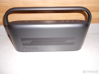 Anker - 4